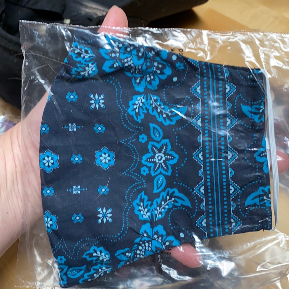 New in package mask from Francesca’s